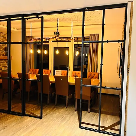 Knotenpunkt Hotel 3*