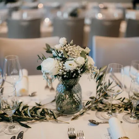 ホテル Knotenpunkt 3*